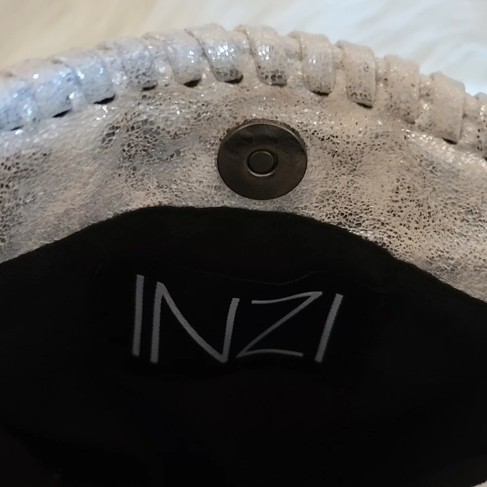 Inzi crossbody bag